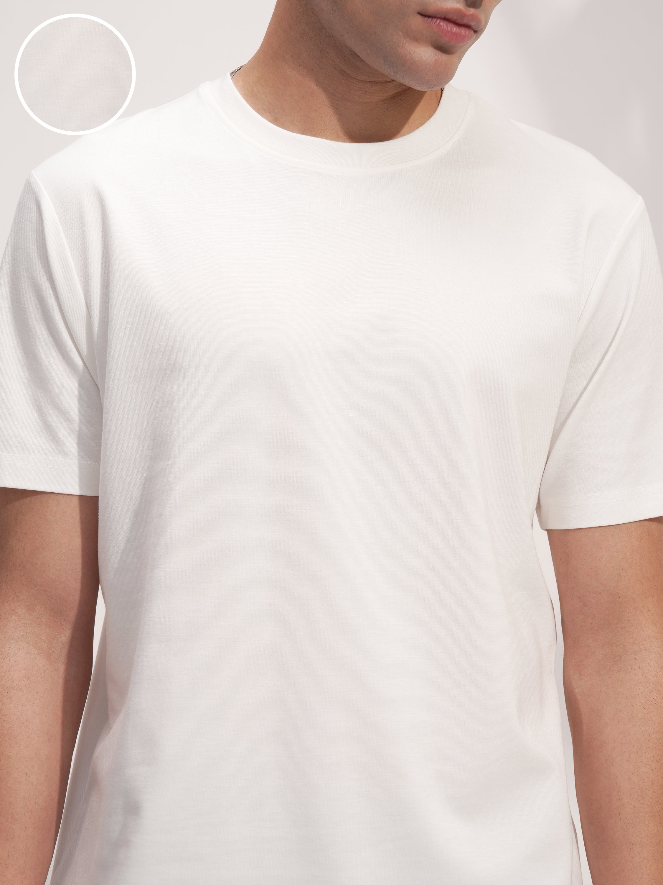Highlander Men White Solid Round Neck T-Shirt - White - Image 5