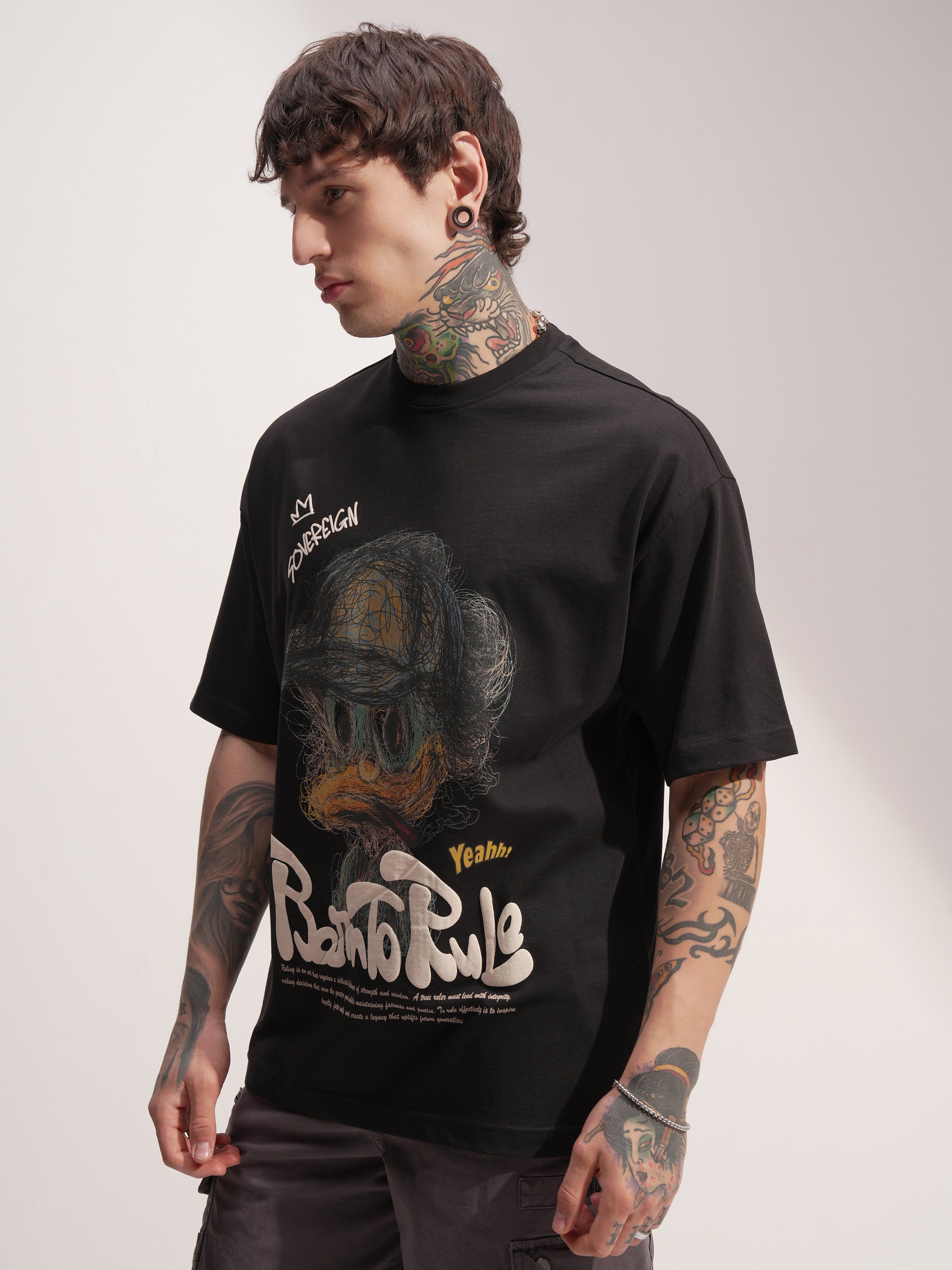 Highlander Men Black Printed Round Neck Oversized Fit T-Shirt - Black - Image 4