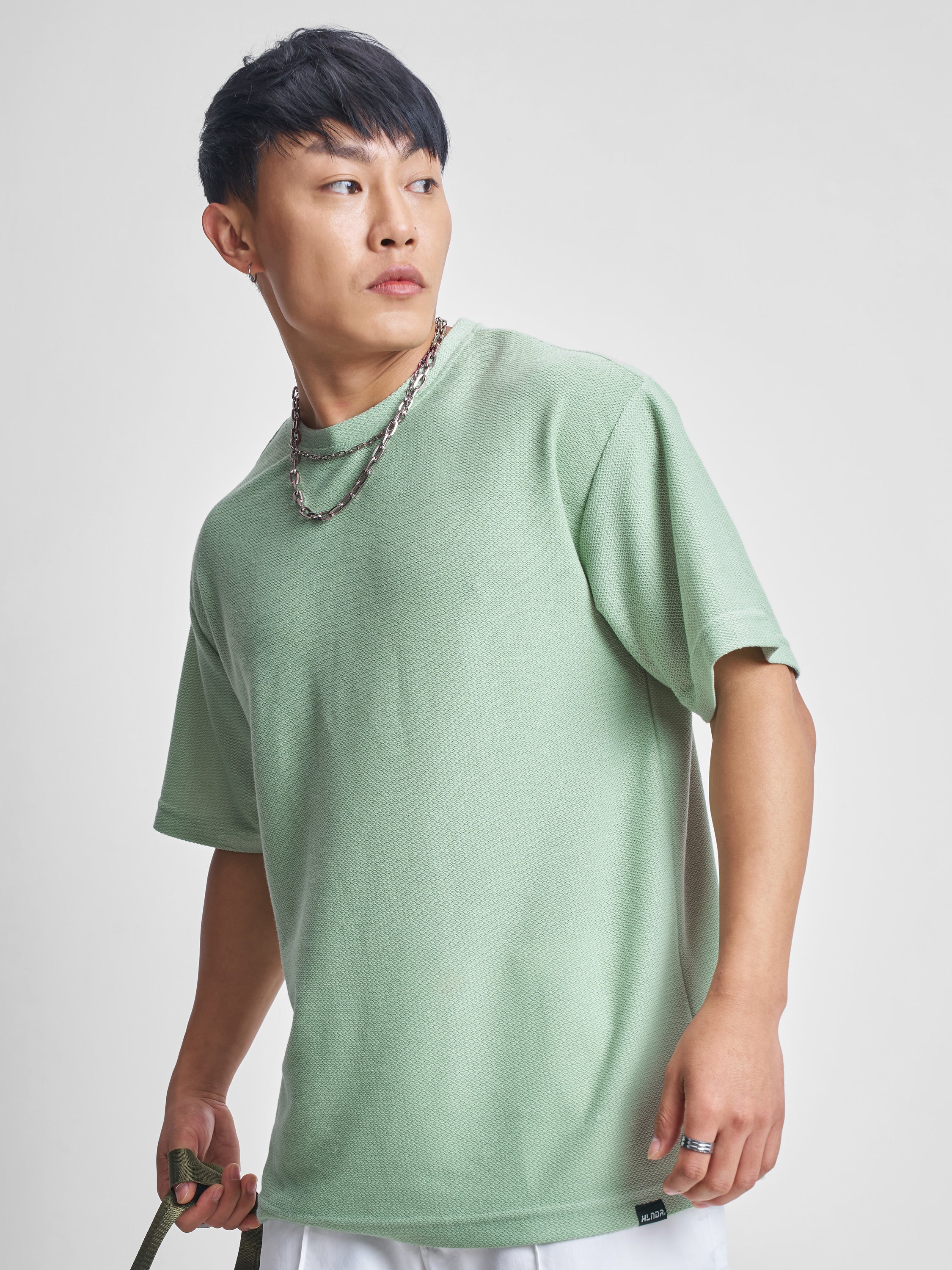 Highlander Men Green Solid Round Neck Oversized Fit T-Shirt - Green - Image 1