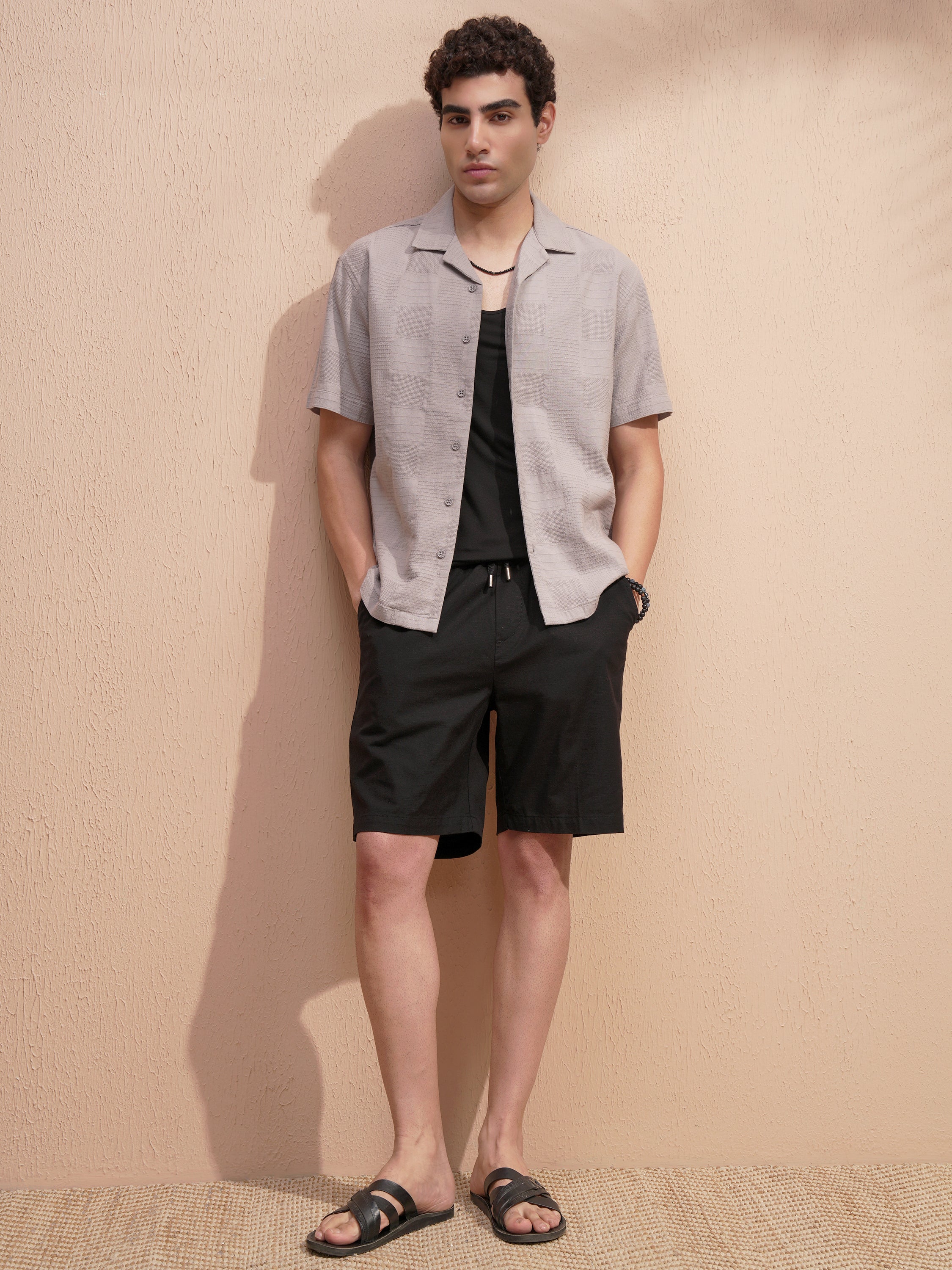 Highlander Men Black Loose Fit Shorts - Black - Image 2