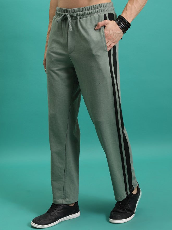 Highlander Men Green Straight Fit Regular Track Pant - Green - Image 4