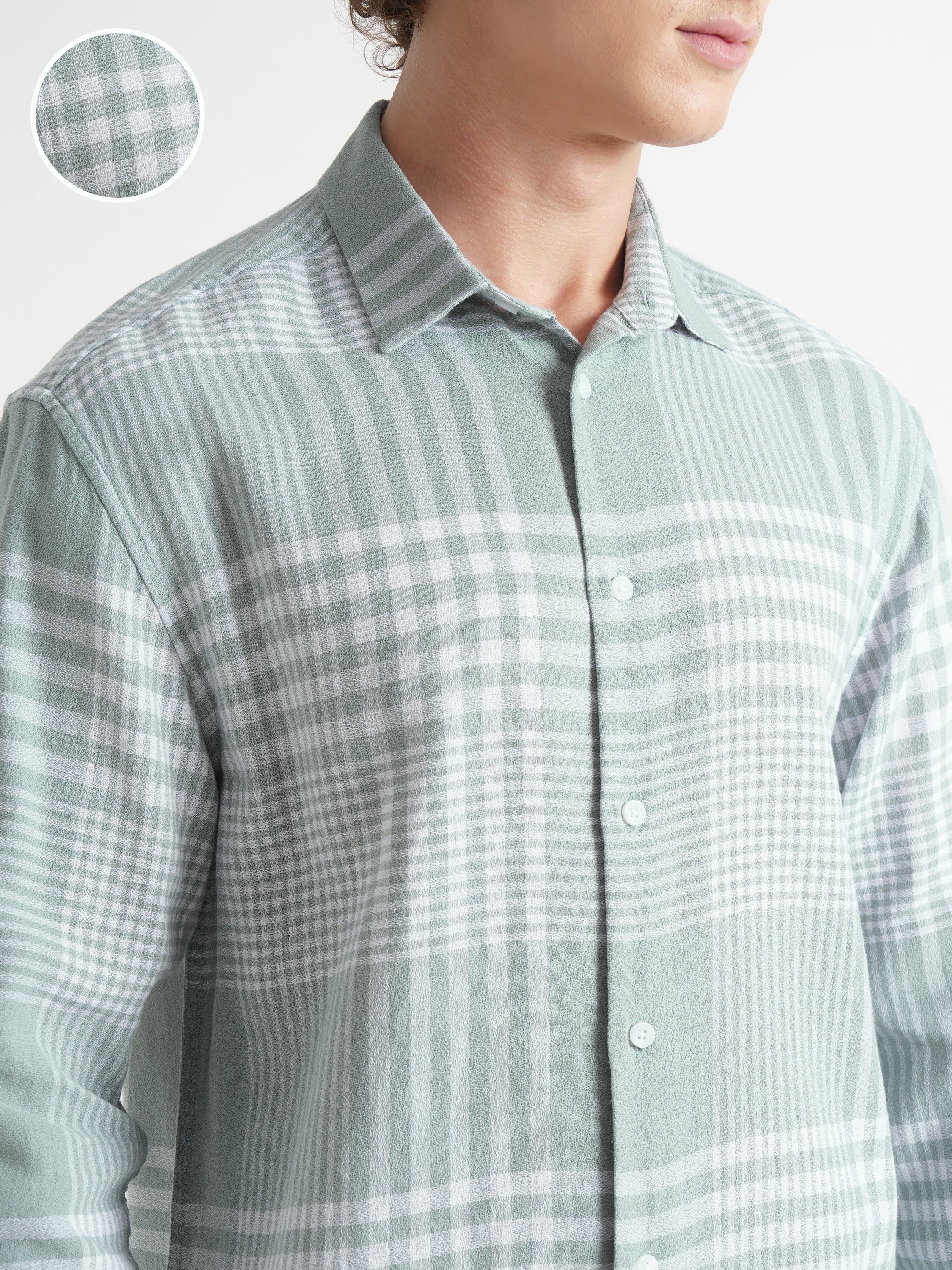 Locomotive Men Green Checked Relaxed Fit Casual Shirt - Green - Image 5