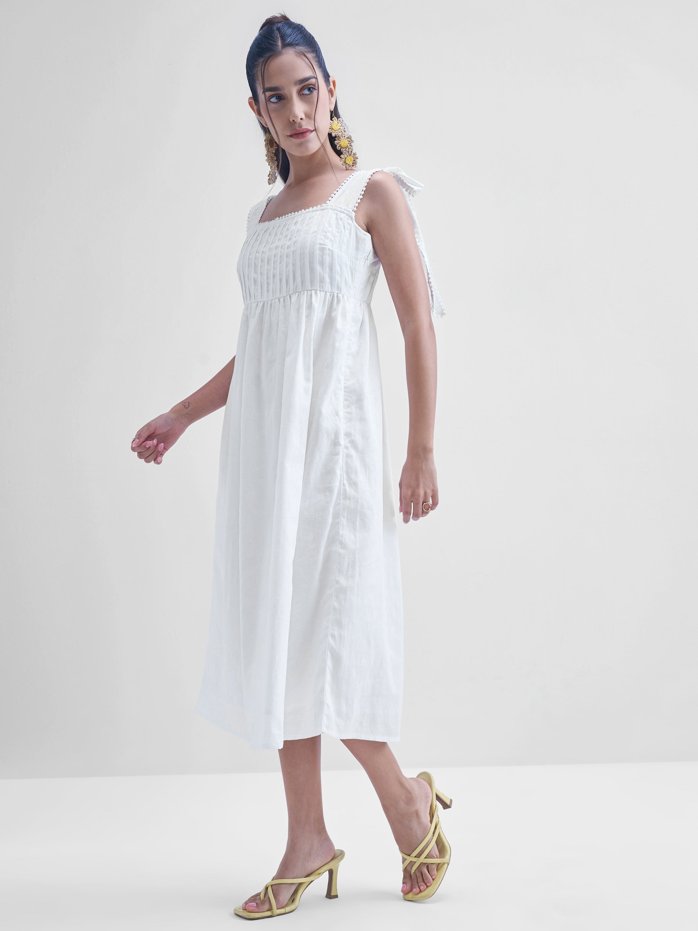 Tokyo Talkies Women White Solid Fit and Flare Dress - White - Image 2