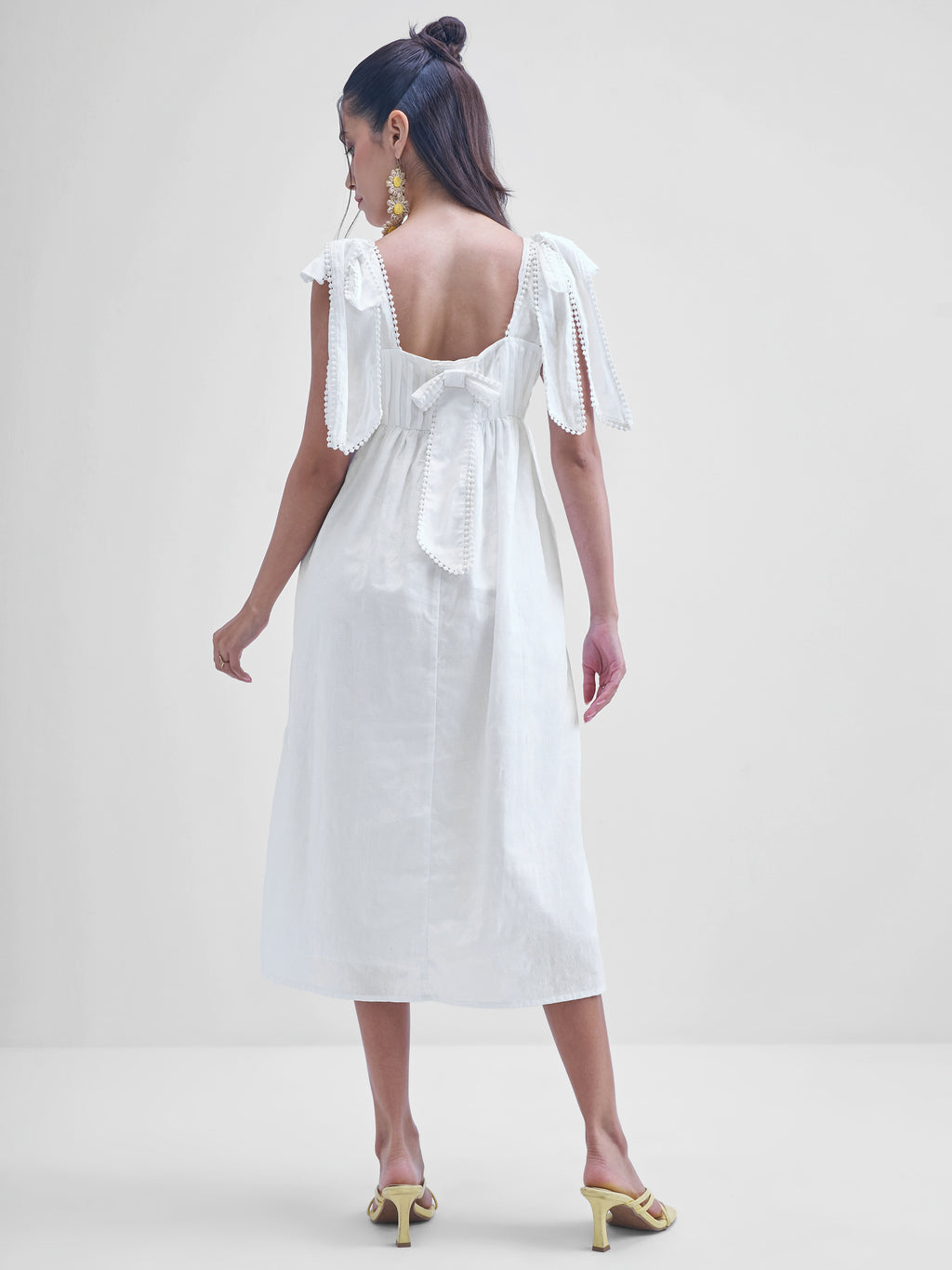 Tokyo Talkies Women White Solid Fit and Flare Dress - White - Image 3