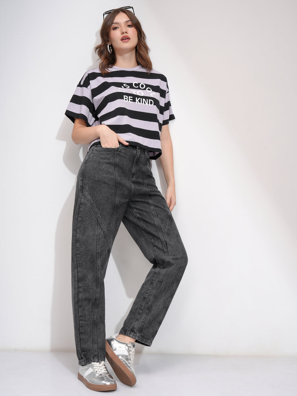 Tokyo Talkies Women Grey Straight Fit Stretchable Jeans - Grey - Image 2