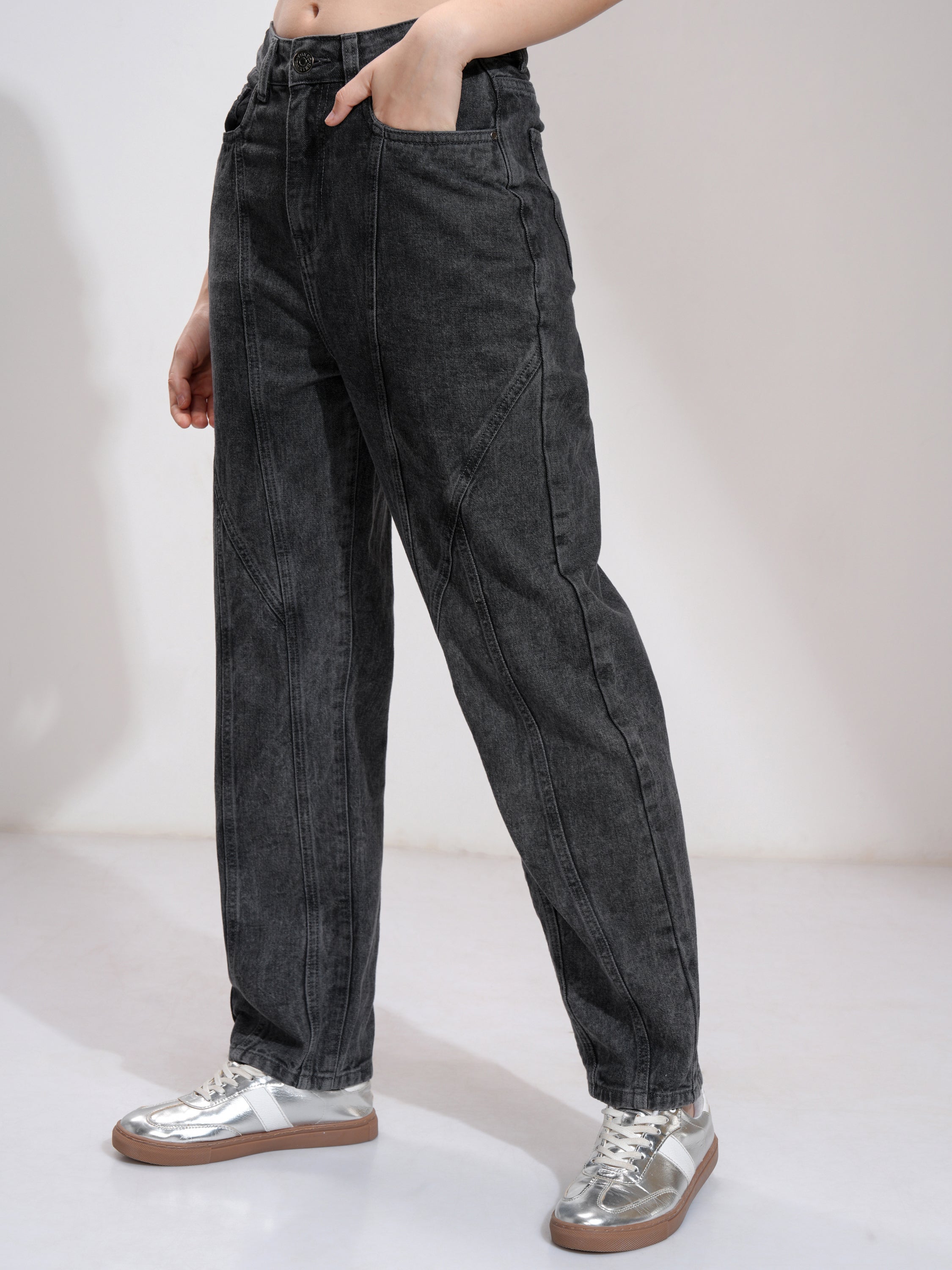 Tokyo Talkies Women Grey Straight Fit Stretchable Jeans - Grey - Image 4