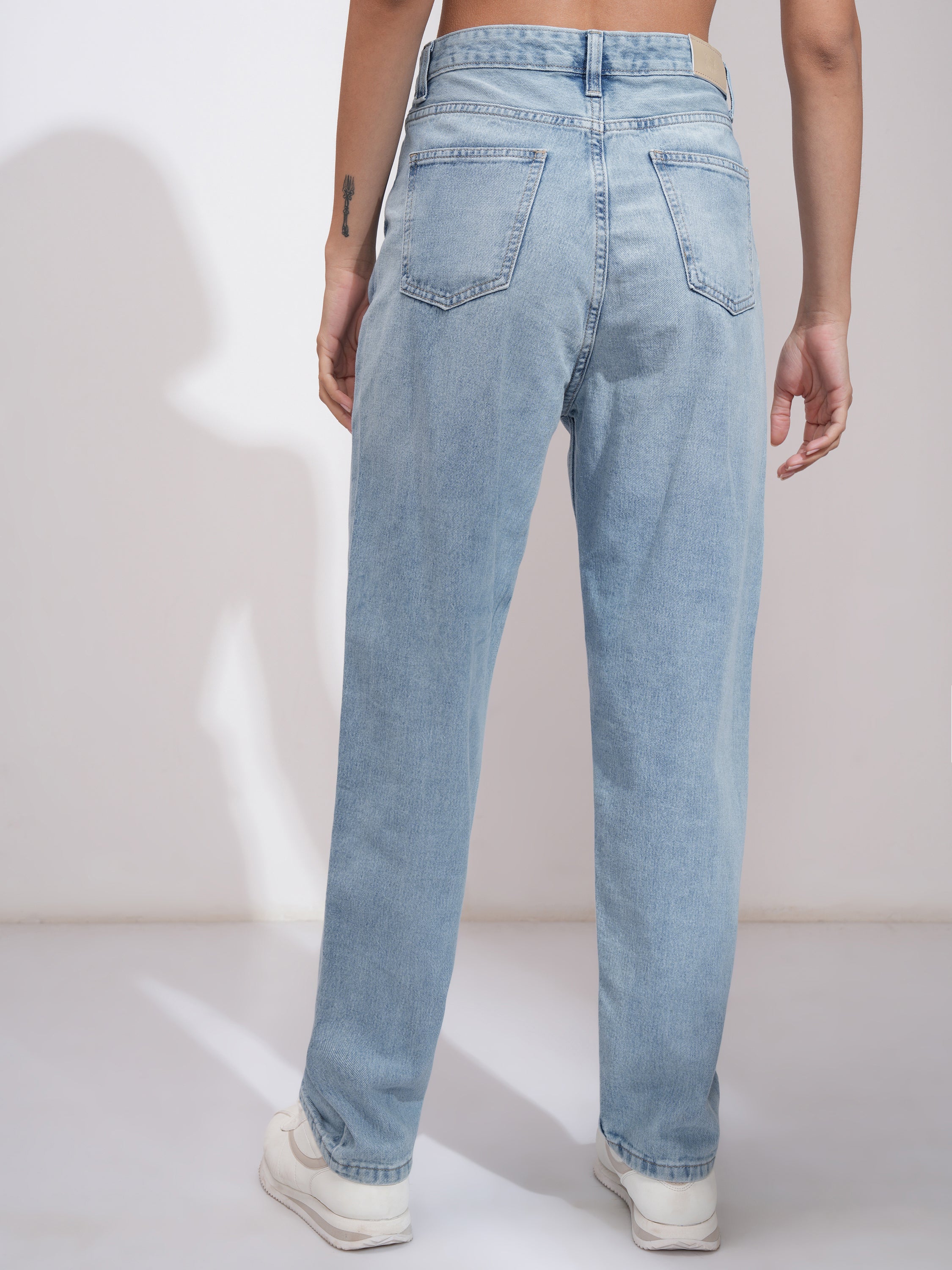 Tokyo Talkies Women Blue Mom Fit Stretchable Jeans - Blue - Image 3