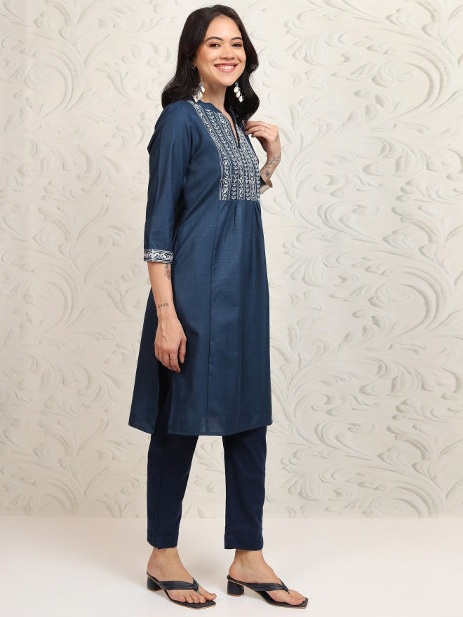 Vishudh Women Blue Embroidered Straight Kurta - Blue - Image 6