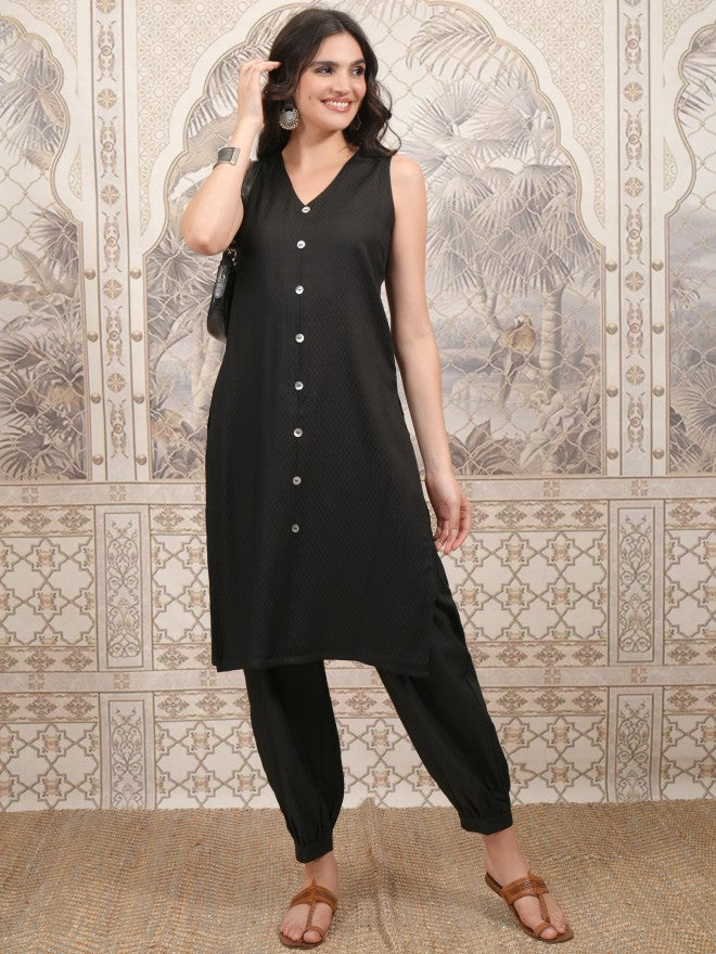 Vishudh Women Black Embroidered Straight Kurta - Black - Image 1