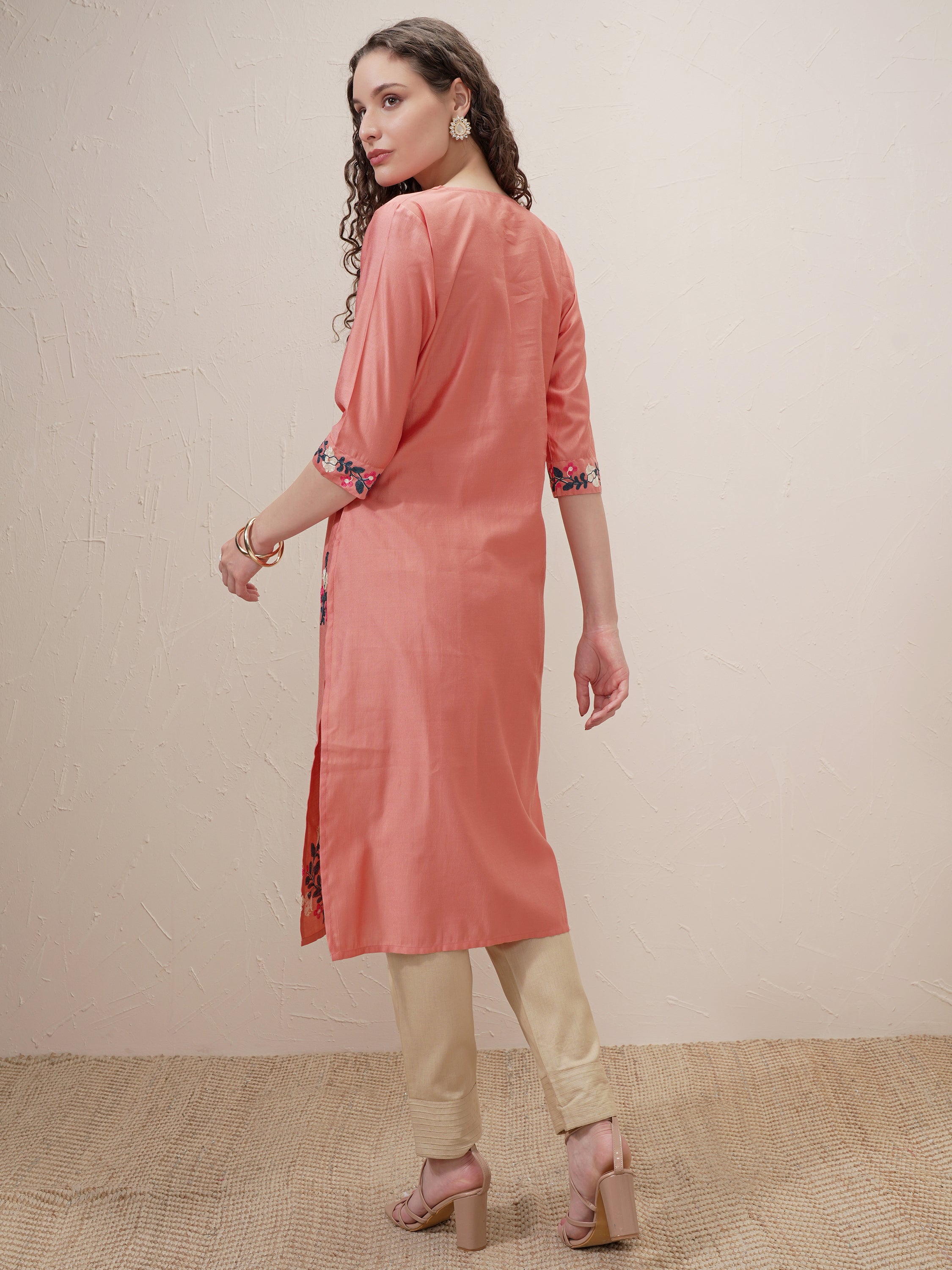 Vishudh Women Peach Embroidered Straight Kurta - Peach - Image 3