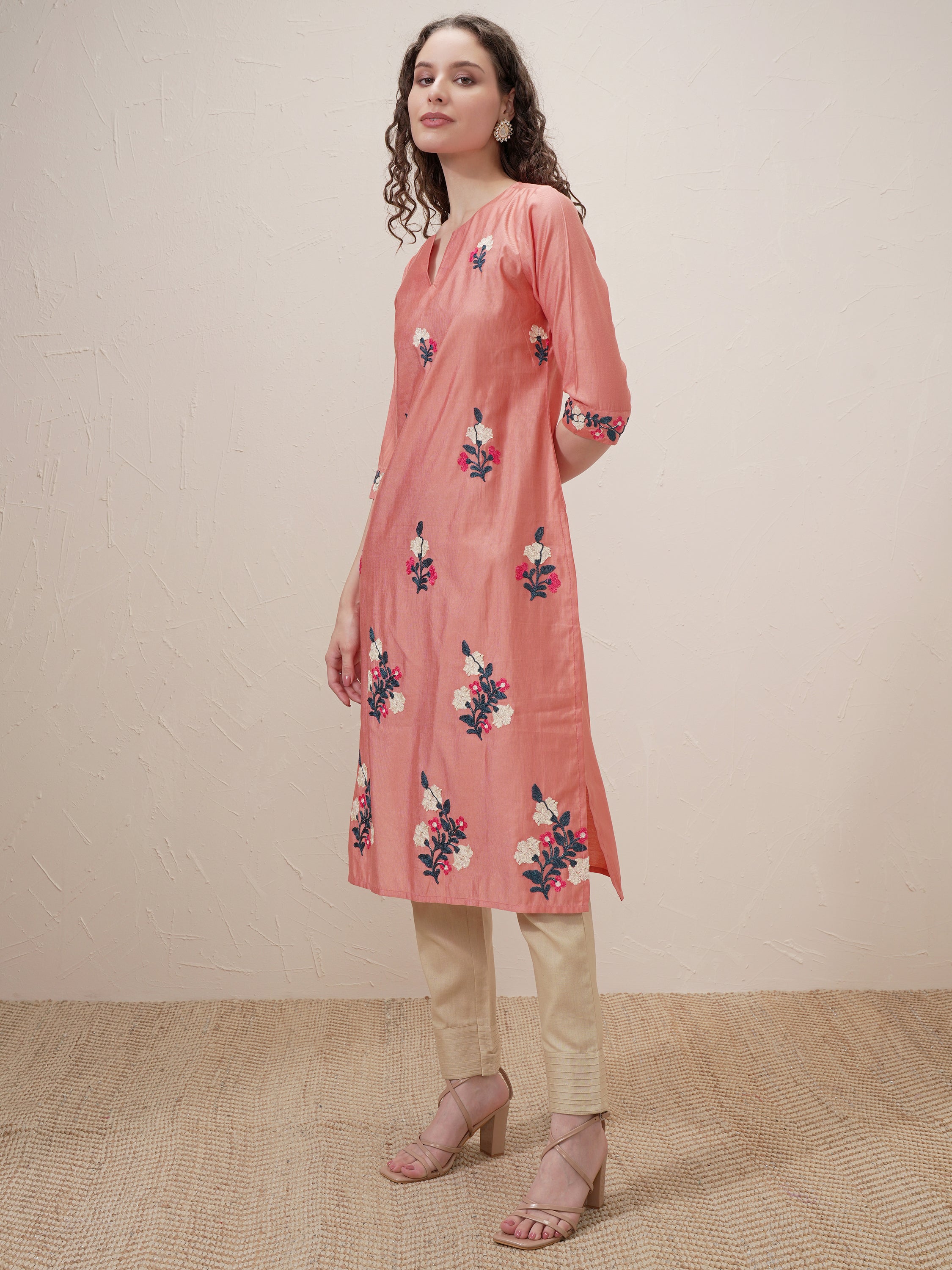 Vishudh Women Peach Embroidered Straight Kurta - Peach - Image 4