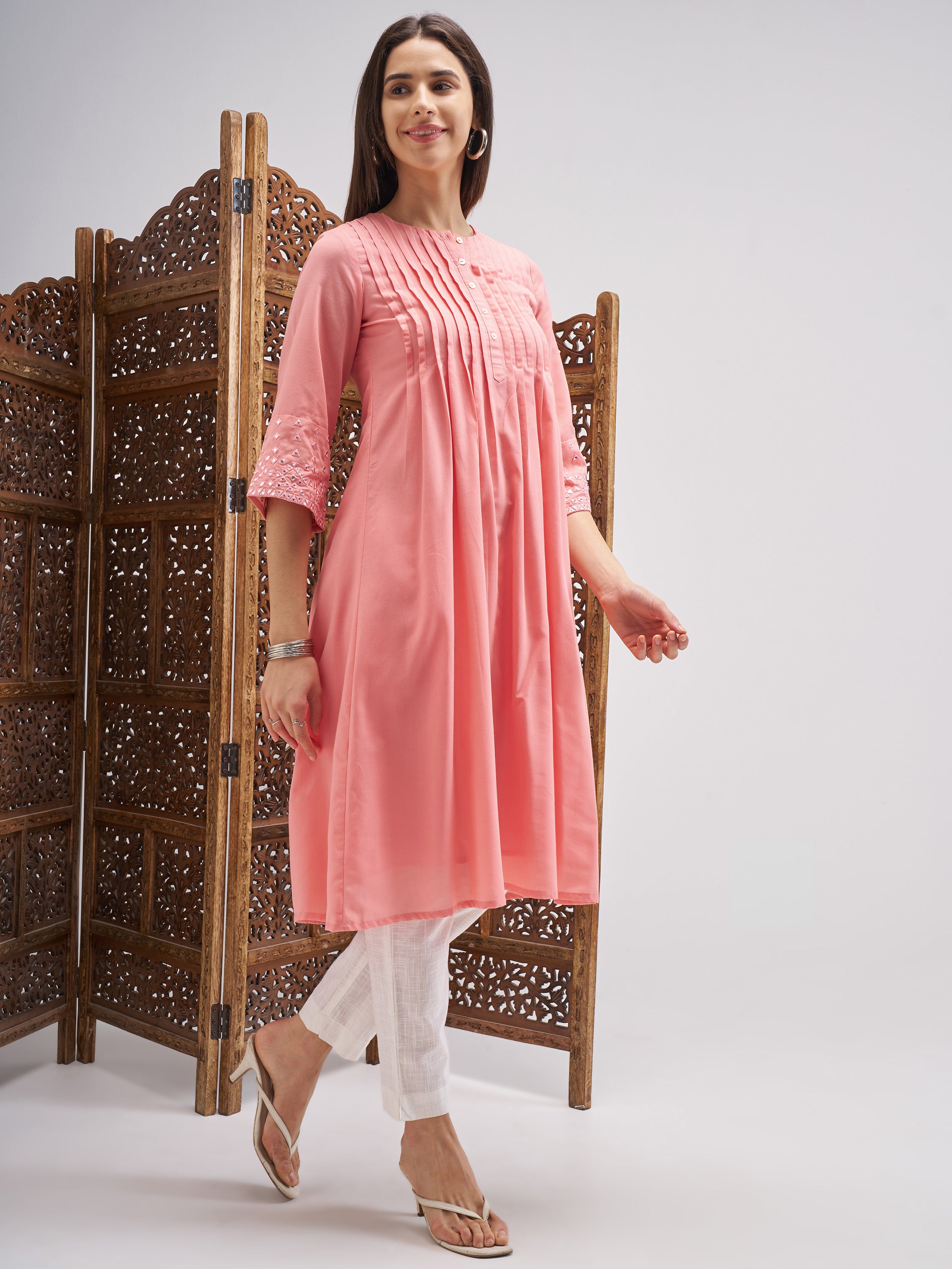 Vishudh Women Pink Embroidered A-Line Kurta - Pink - Image 4