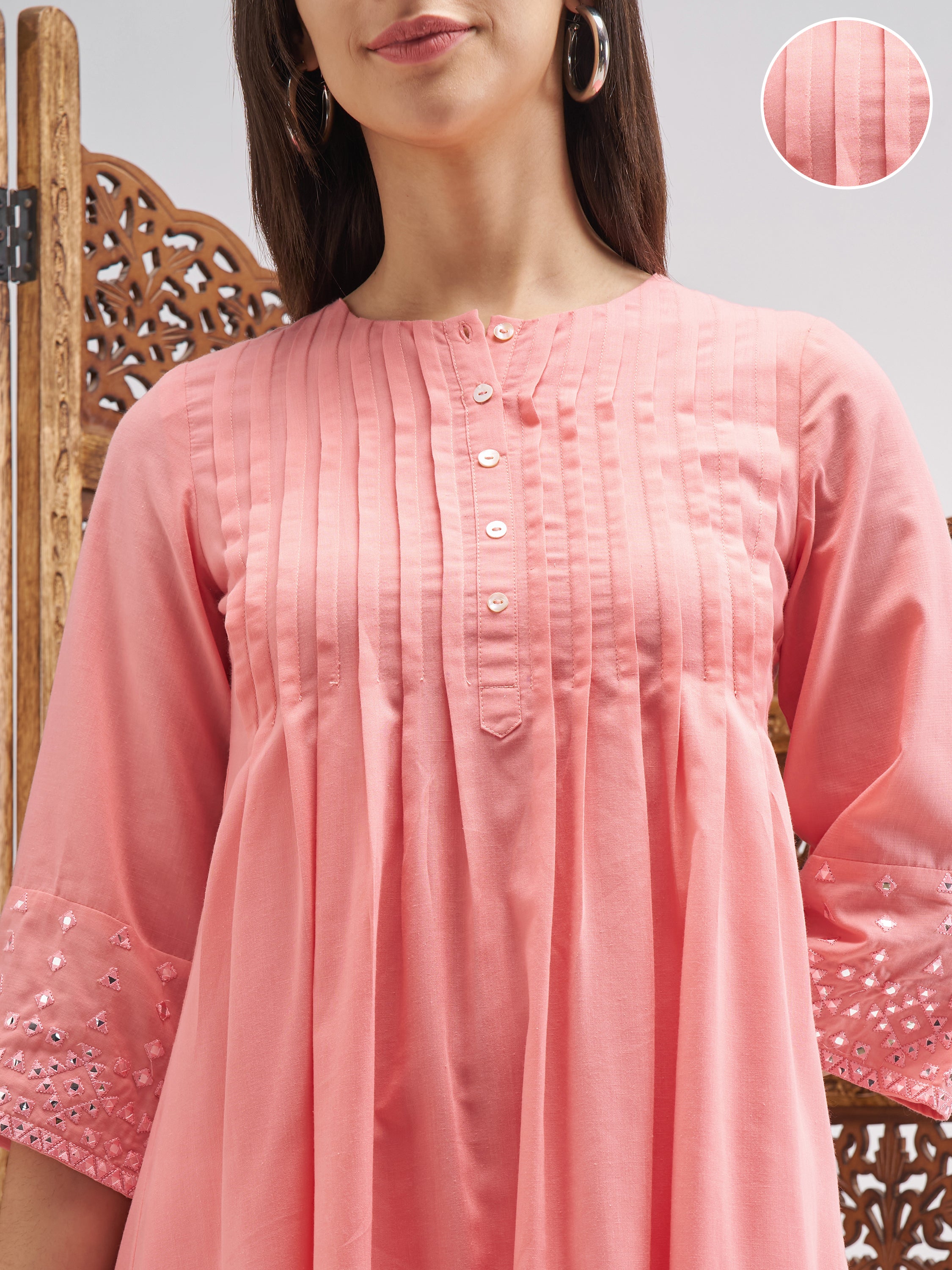 Vishudh Women Pink Embroidered A-Line Kurta - Pink - Image 5