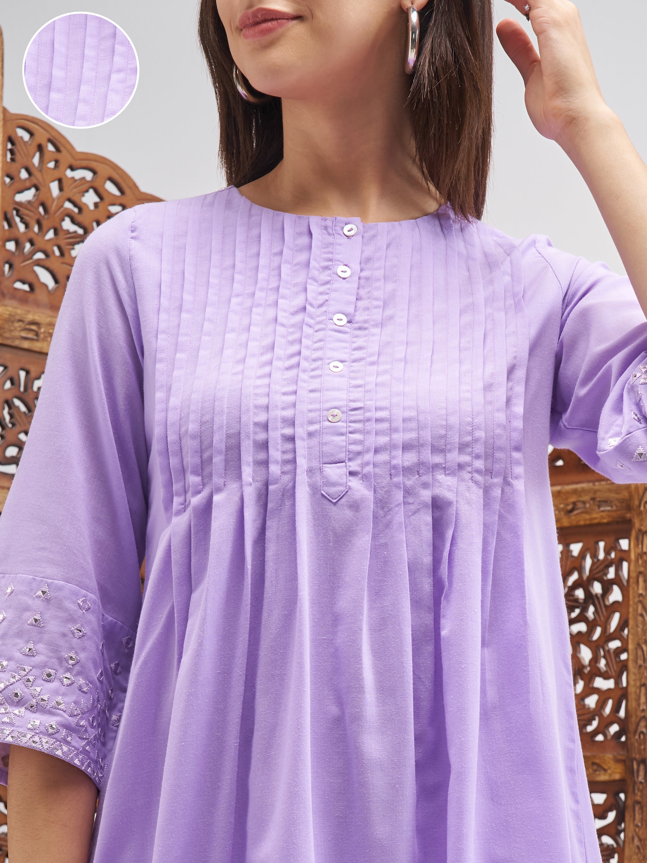 Vishudh Women Purple Embroidered A-Line Kurta - Purple - Image 5