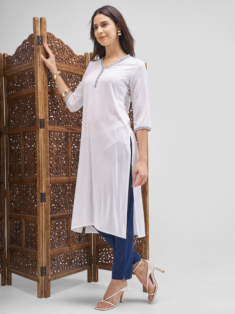 Vishudh Women Off White Embroidered Straight Kurta - Off White - Image 1