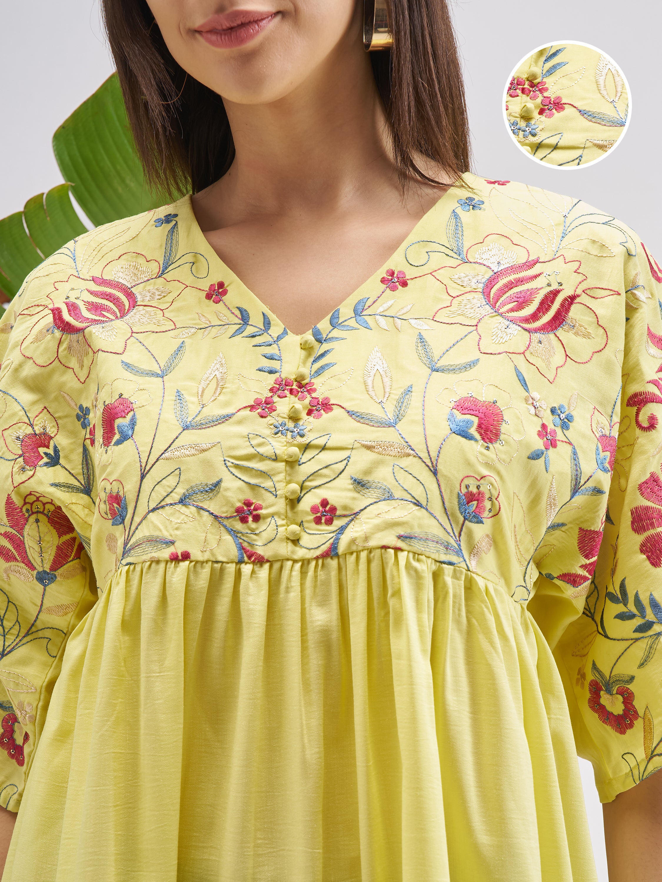 Vishudh Women Yellow Embroidered Tunic - Yellow - Image 5