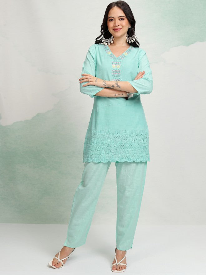 Vishudh Women Blue Embroidered Tunic - Blue - Image 2