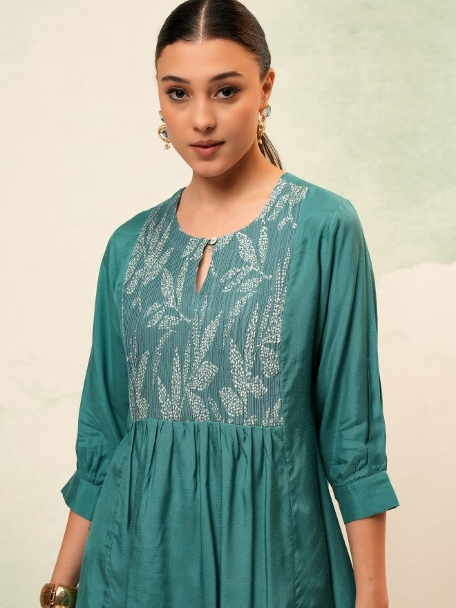 Vishudh Women Blue Self Design Top - Green - Image 1