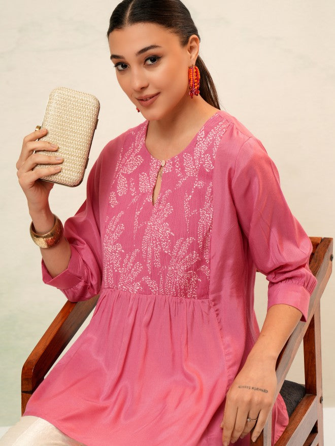 Vishudh Women Pink Self Design Top - Pink - Image 1