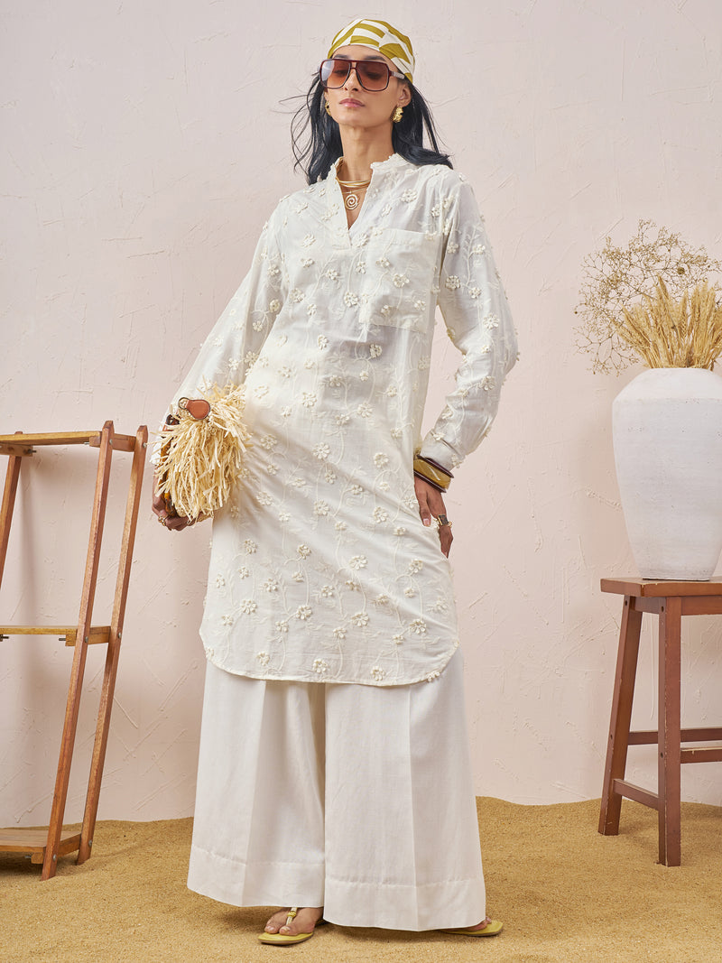 Vara By Vishudh Women White Embellished Straight Kurta - White - Image 1