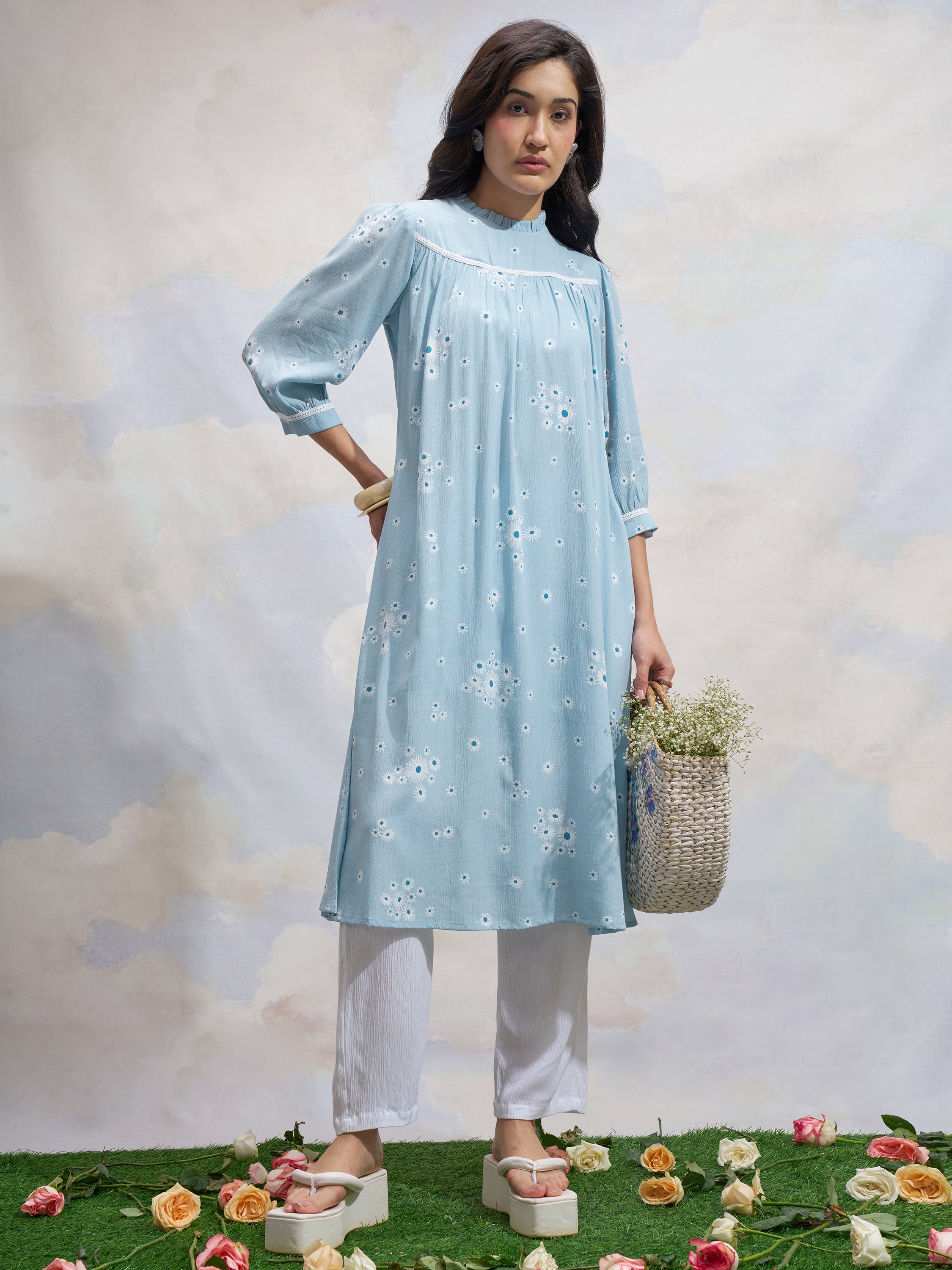 Vara By Vishudh Women Blue Printed Straight Kurta - Blue - Image 1